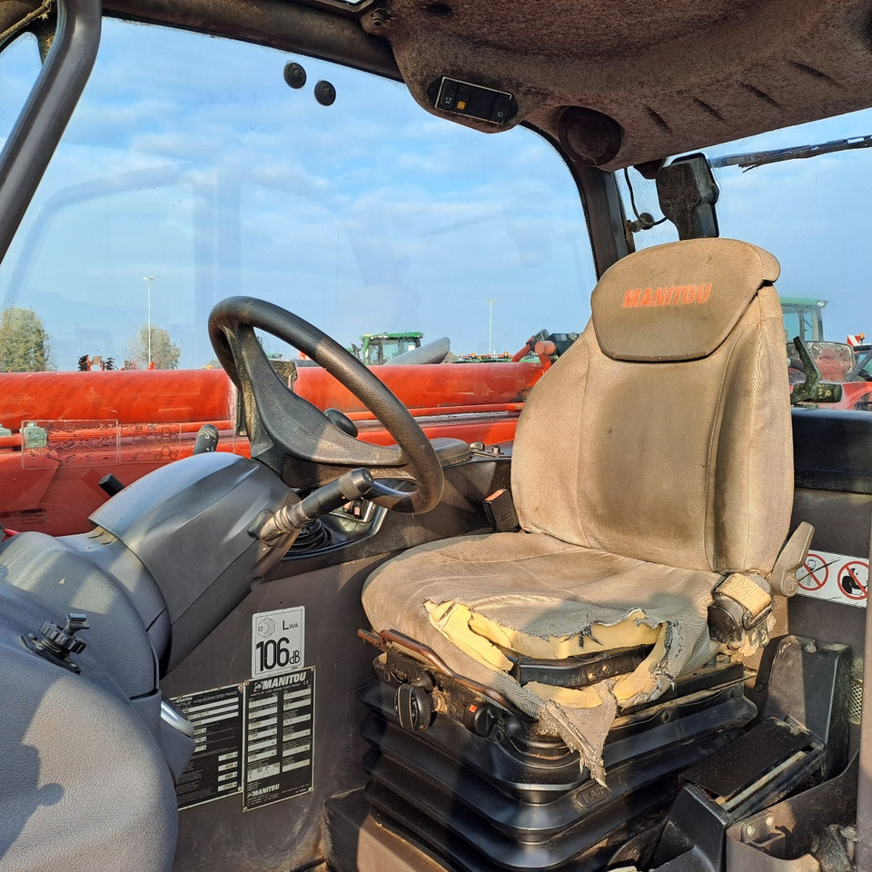 Τηλεσκοπικός φορτωτής MANITOU MLT935H: φωτογραφία 7 Τηλεσκοπικός φορτωτής MANITOU MLT935H: φωτογραφία 7