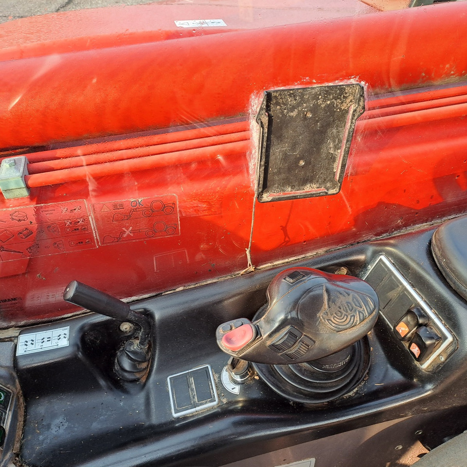 Τηλεσκοπικός φορτωτής MANITOU MLT935H: φωτογραφία 8 Τηλεσκοπικός φορτωτής MANITOU MLT935H: φωτογραφία 8