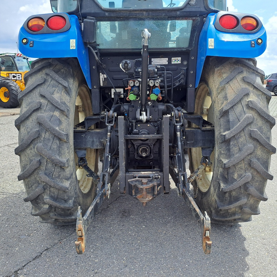 NEW HOLLAND T4.95 - Τρακτέρ: φωτογραφία 4 NEW HOLLAND T4.95 - Τρακτέρ: φωτογραφία 4