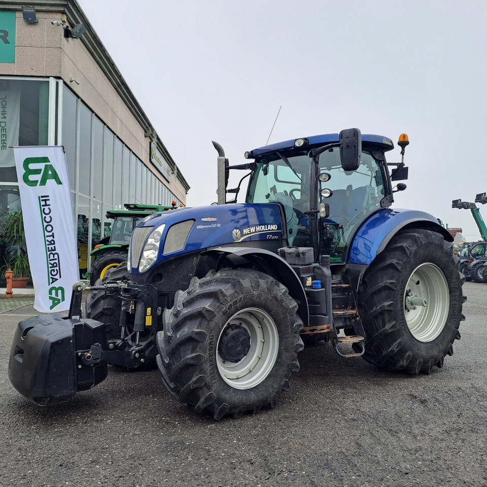 NEW HOLLAND T7.270 BLUEPOWER - Τρακτέρ: φωτογραφία 1 NEW HOLLAND T7.270 BLUEPOWER - Τρακτέρ: φωτογραφία 1