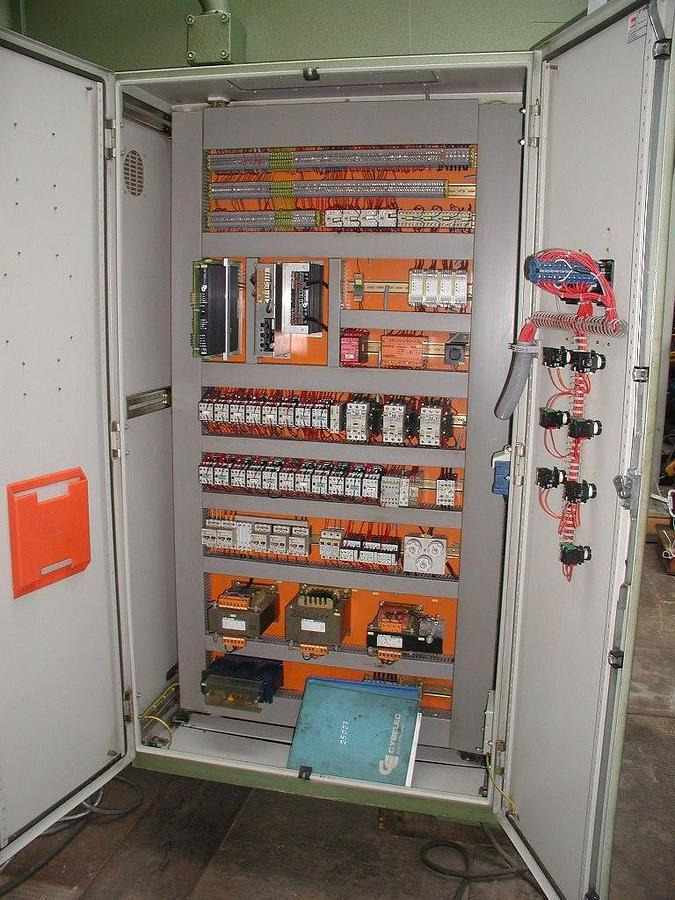 CNC-Abkantpresse EHT - Στραντζόπρεσσα: φωτογραφία 5 CNC-Abkantpresse EHT - Στραντζόπρεσσα: φωτογραφία 5