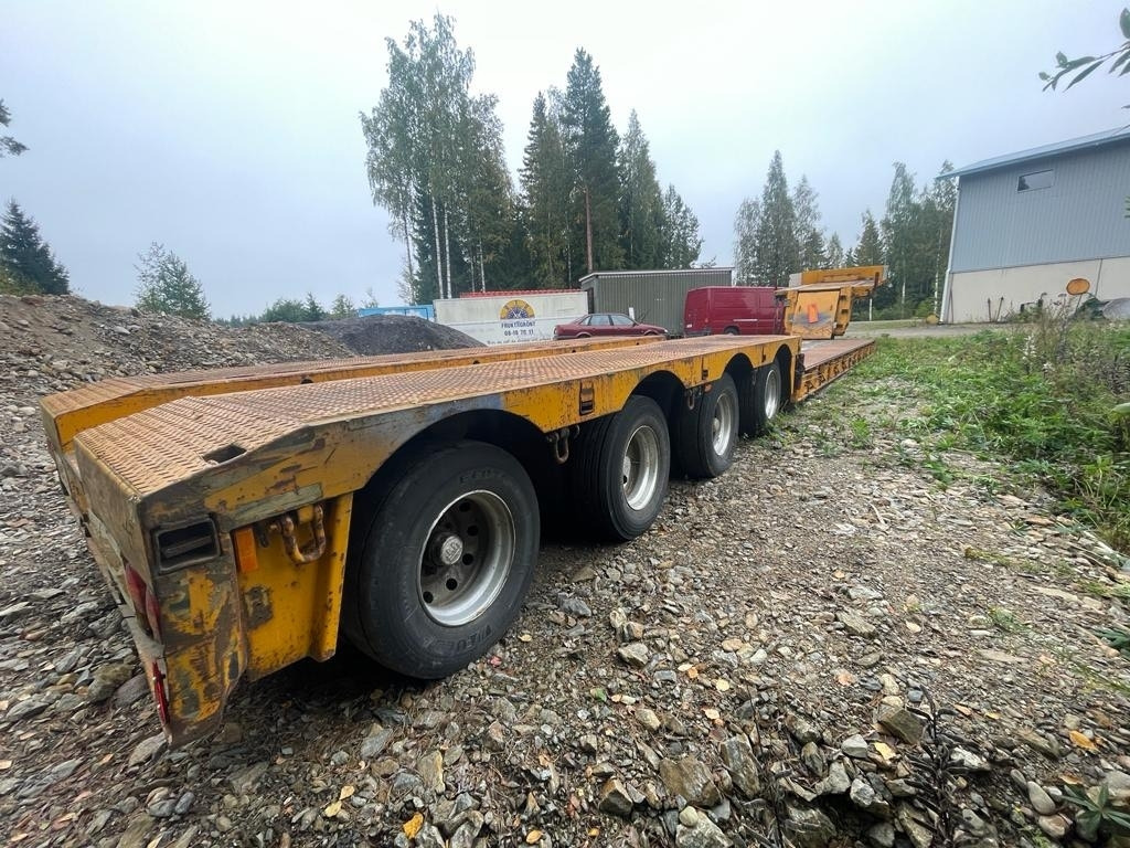 Nooteboom Euro-82-04 - Επικαθήμενο με χαμηλό δάπεδο: φωτογραφία 5 Nooteboom Euro-82-04 - Επικαθήμενο με χαμηλό δάπεδο: φωτογραφία 5