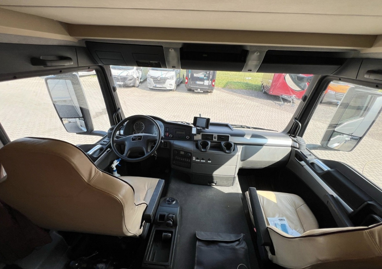 MERCEDES-BENZ Actros 2651 8 Pferde - Φορτηγό μεταφοράς αλόγων: φωτογραφία 3 MERCEDES-BENZ Actros 2651 8 Pferde - Φορτηγό μεταφοράς αλόγων: φωτογραφία 3