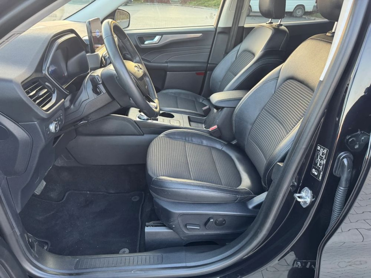 Ford Kuga Ford 2.0 EcoBlue AWD Titanium X Kamery - SUV: φωτογραφία 5 Ford Kuga Ford 2.0 EcoBlue AWD Titanium X Kamery - SUV: φωτογραφία 5