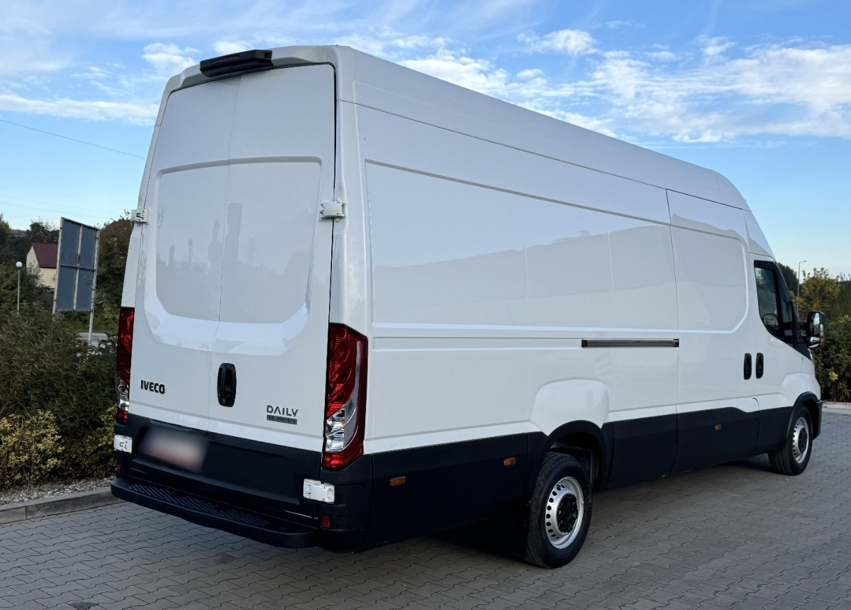 Iveco Daily L4H3 3.0 180KM Hi-matic LED KAMERA Bezwypadkowy Salon PL FV23 - Βαν: φωτογραφία 4 Iveco Daily L4H3 3.0 180KM Hi-matic LED KAMERA Bezwypadkowy Salon PL FV23 - Βαν: φωτογραφία 4