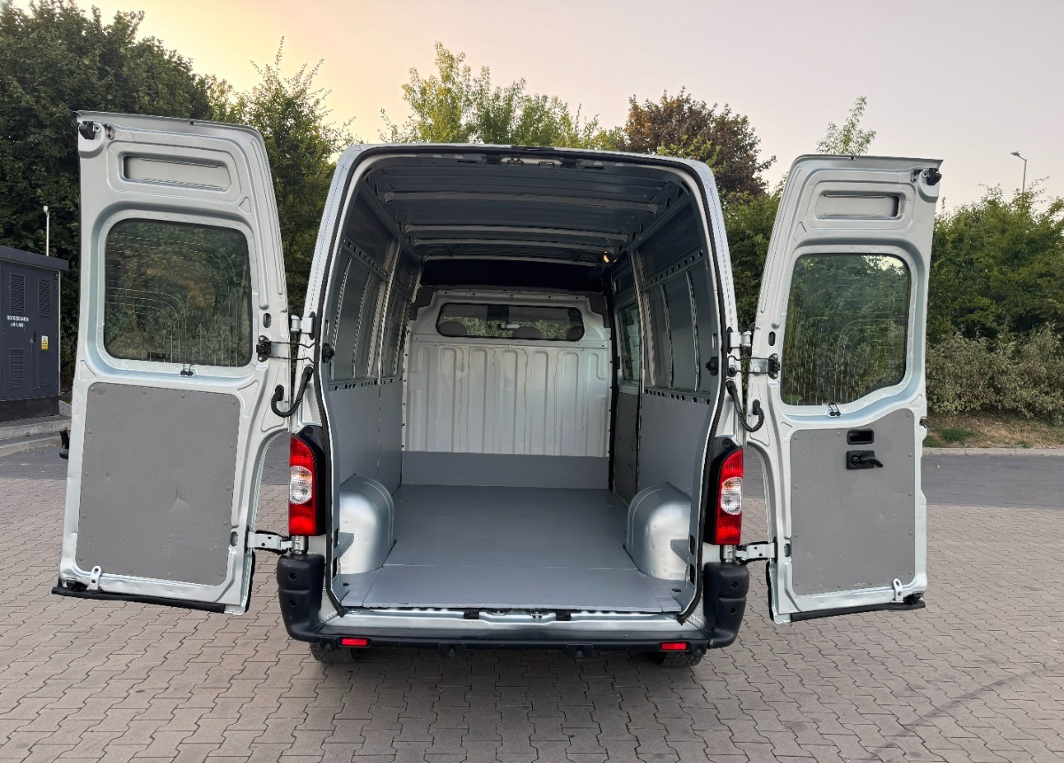 Leasing Opel Movano L2H2 2.5 DCI 194 tys przebieg BEZWYPADKOWY Serwisowany Z Niemiec Opel Movano L2H2 2.5 DCI 194 tys przebieg BEZWYPADKOWY Serwisowany Z Niemiec: φωτογραφία 7