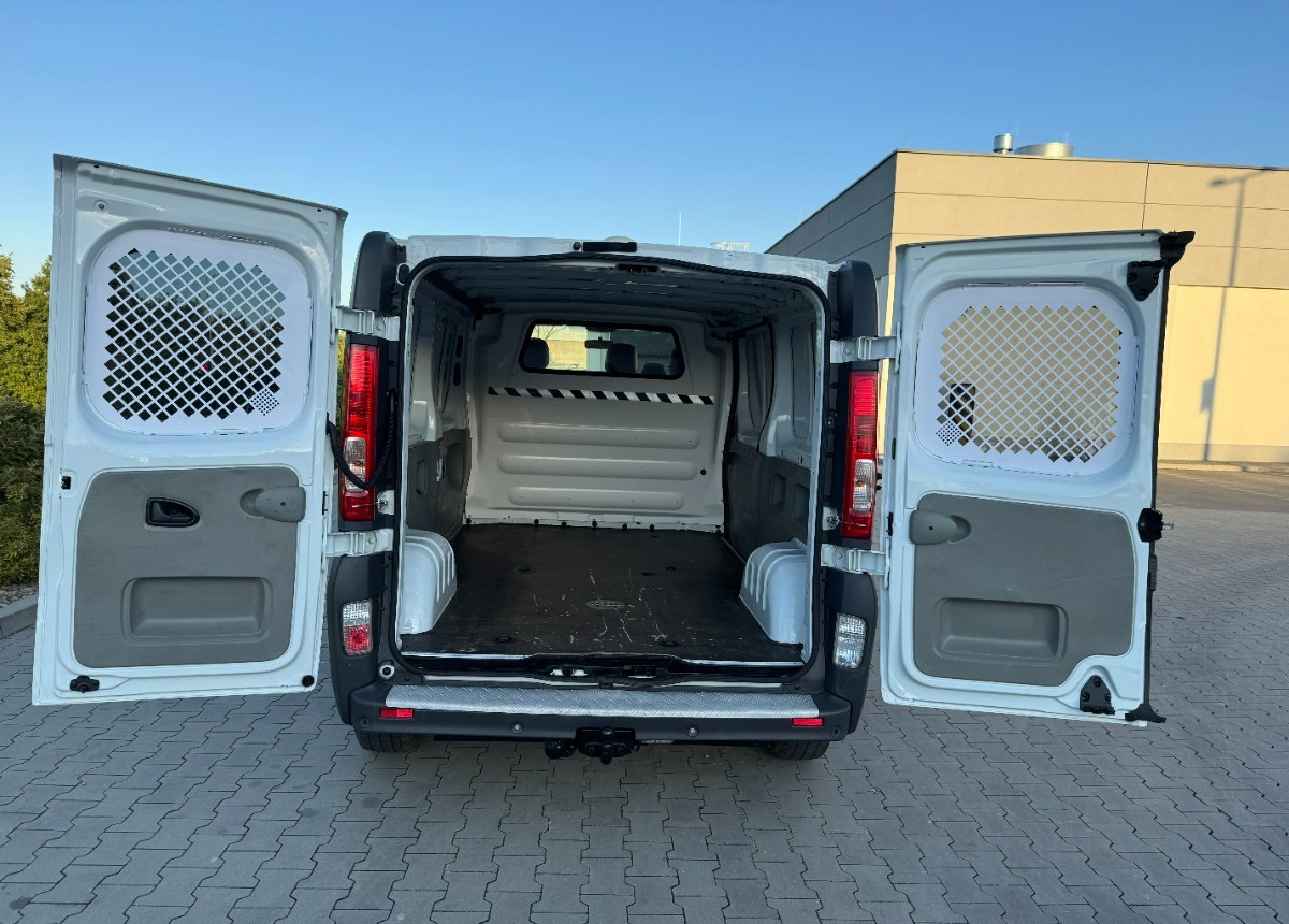 Renault Trafic 2.0 DCI 115KM LONG 2012 Rok Klimatyzacja Nawigacja BEZWYPADKOWY - Βαν: φωτογραφία 5 Renault Trafic 2.0 DCI 115KM LONG 2012 Rok Klimatyzacja Nawigacja BEZWYPADKOWY - Βαν: φωτογραφία 5