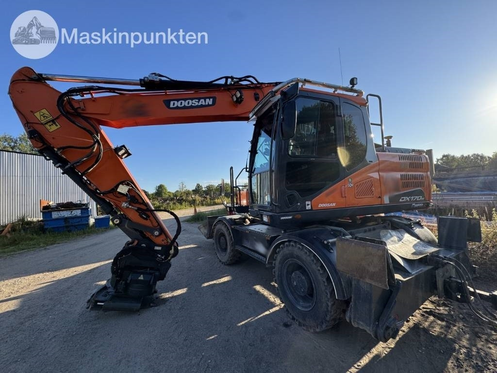 Doosan DX 170 W-5 + Tippvagn + Redskap - Τροχοφόρος εκσκαφέας: φωτογραφία 2 Doosan DX 170 W-5 + Tippvagn + Redskap - Τροχοφόρος εκσκαφέας: φωτογραφία 2
