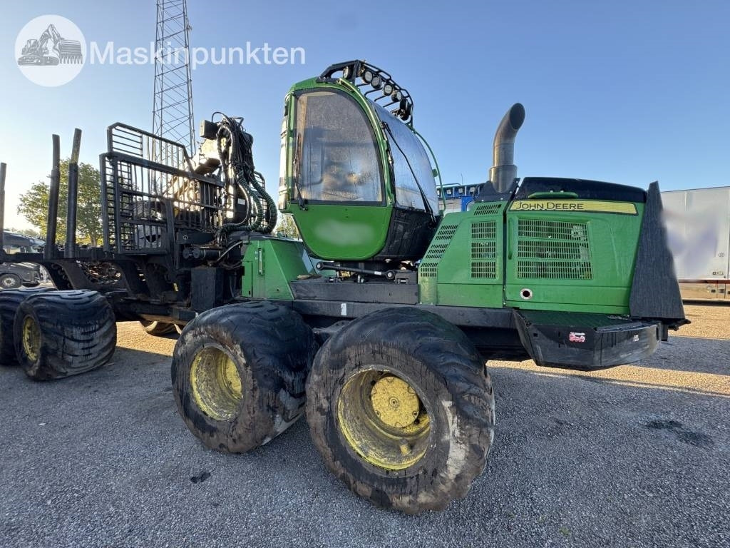 John Deere 1510 E - Λαστιχοφόρα προωθητικo - forwarder: φωτογραφία 4 John Deere 1510 E - Λαστιχοφόρα προωθητικo - forwarder: φωτογραφία 4