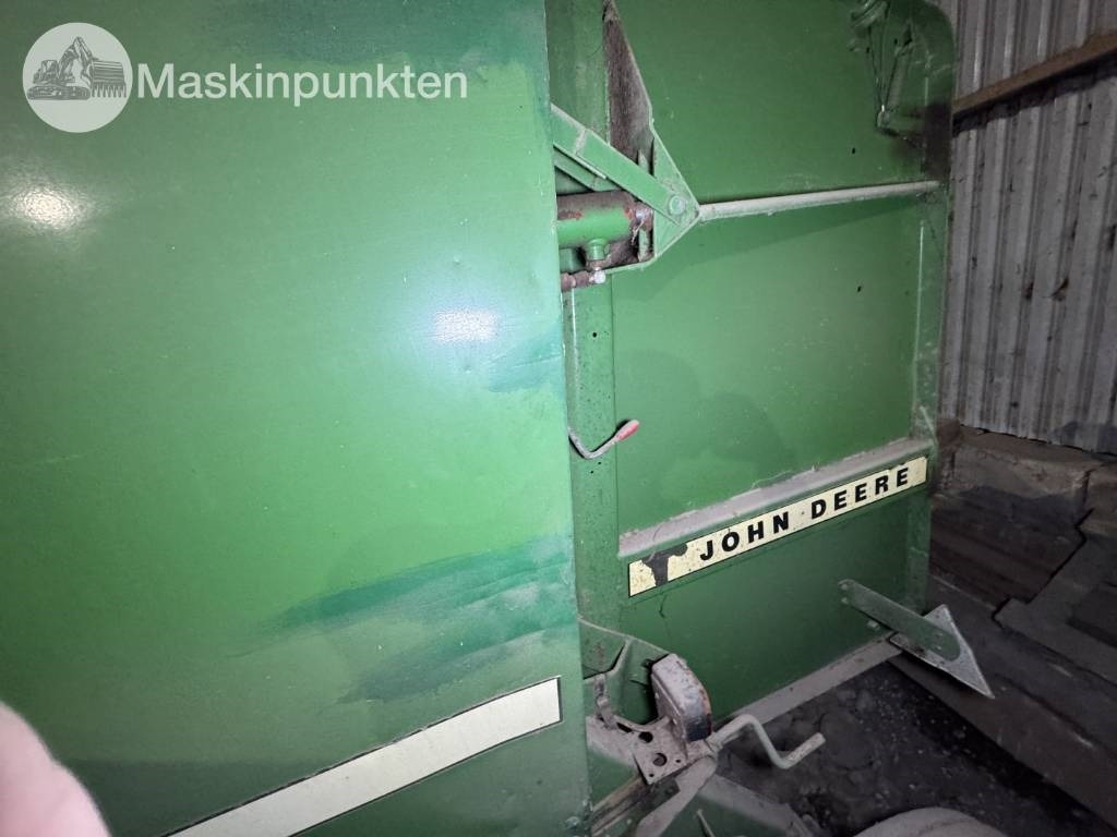 Χορτοδετική μηχανή στρόγγυλης μπάλας John Deere 545: φωτογραφία 12 Χορτοδετική μηχανή στρόγγυλης μπάλας John Deere 545: φωτογραφία 12