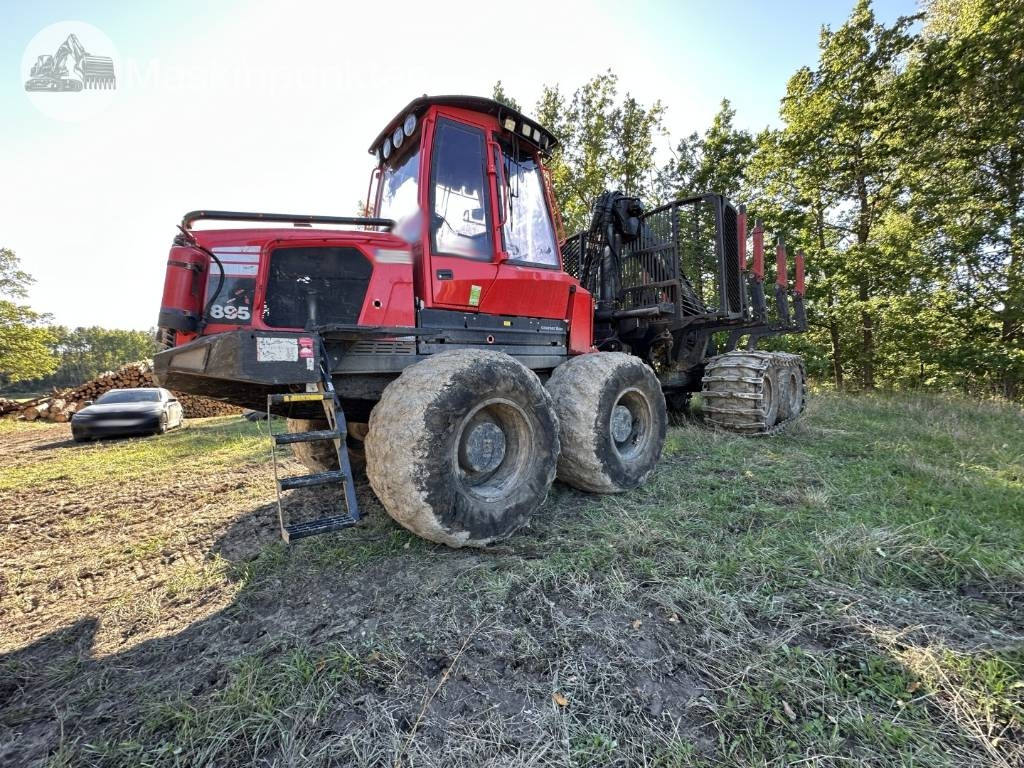Komatsu 895 - Λαστιχοφόρα προωθητικo - forwarder: φωτογραφία 1 Komatsu 895 - Λαστιχοφόρα προωθητικo - forwarder: φωτογραφία 1