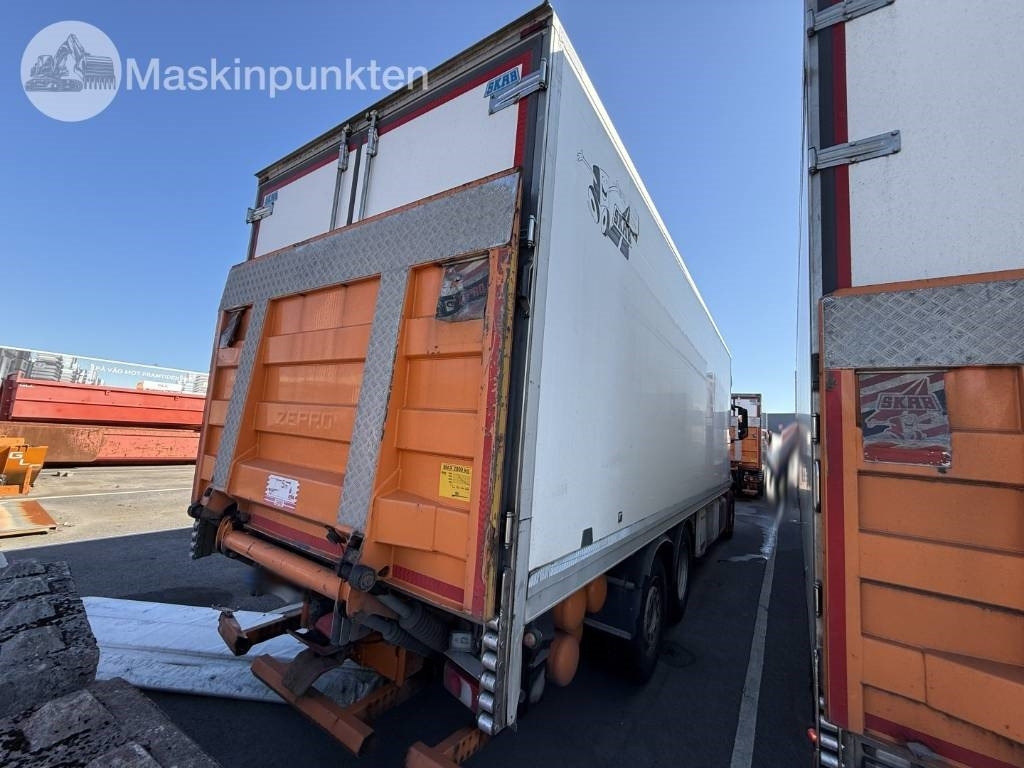 Mercedes-Benz Actros 2551 - Φορτηγό ψυγείο: φωτογραφία 4 Mercedes-Benz Actros 2551 - Φορτηγό ψυγείο: φωτογραφία 4