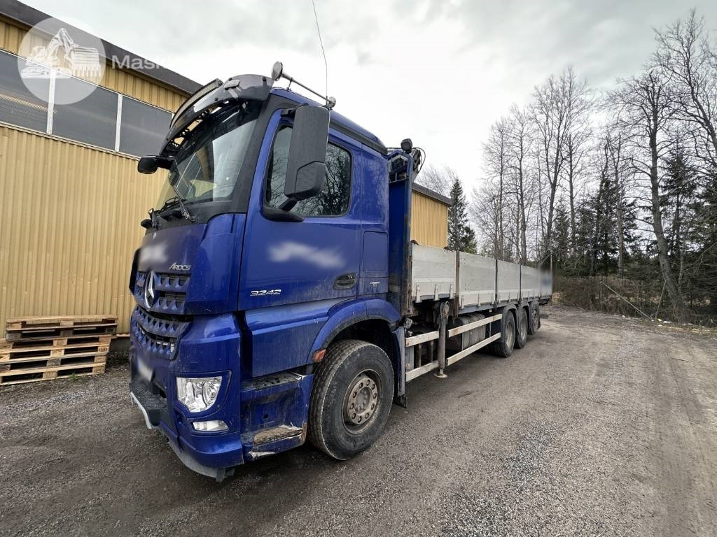 Mercedes-Benz Arocs 3242 - Φορτηγό με γερανό: φωτογραφία 1 Mercedes-Benz Arocs 3242 - Φορτηγό με γερανό: φωτογραφία 1