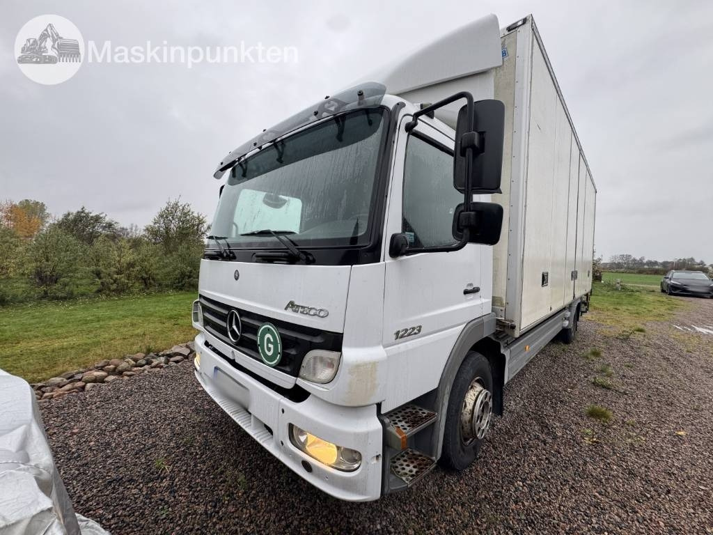 Mercedes-Benz Atego 1223 - Φορτηγό κόφα: φωτογραφία 1 Mercedes-Benz Atego 1223 - Φορτηγό κόφα: φωτογραφία 1