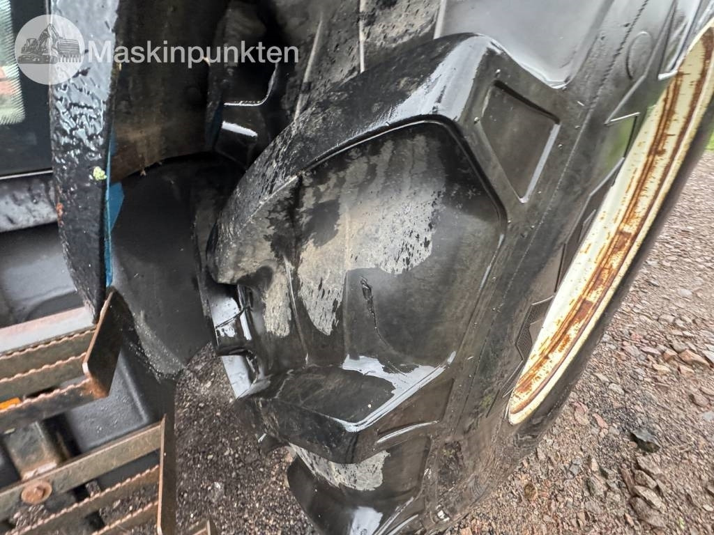 New Holland 8560 - Τρακτέρ: φωτογραφία 4 New Holland 8560 - Τρακτέρ: φωτογραφία 4