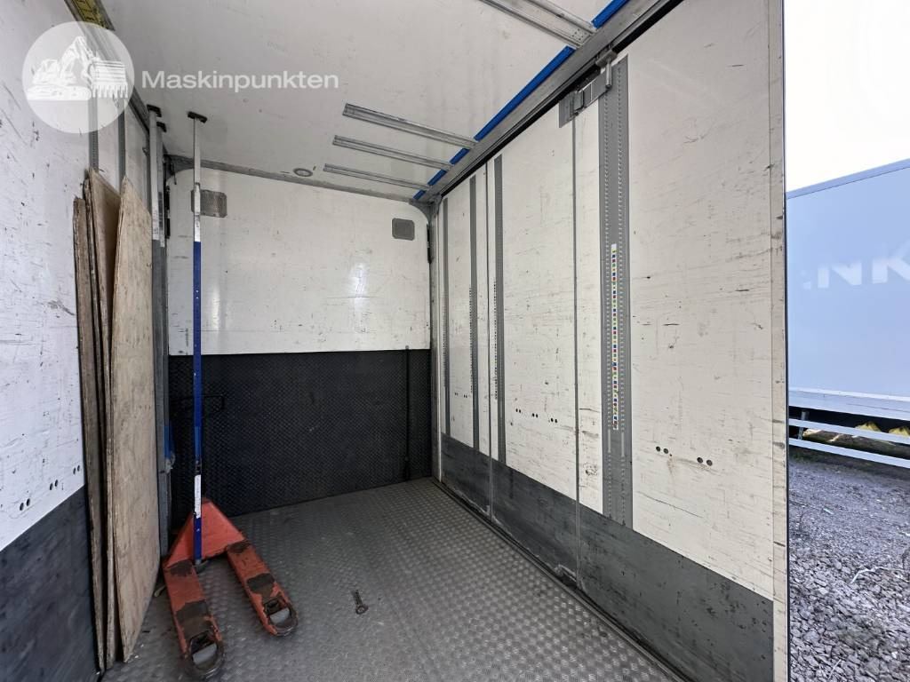 Φορτηγό κόφα Scania R 580: φωτογραφία 37 Φορτηγό κόφα Scania R 580: φωτογραφία 37