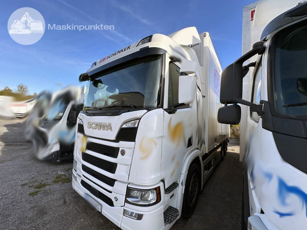 Scania R 580 - Φορτηγό κόφα: φωτογραφία 4 Scania R 580 - Φορτηγό κόφα: φωτογραφία 4