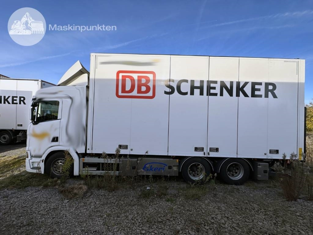 Φορτηγό κόφα Scania R 580: φωτογραφία 9 Φορτηγό κόφα Scania R 580: φωτογραφία 9