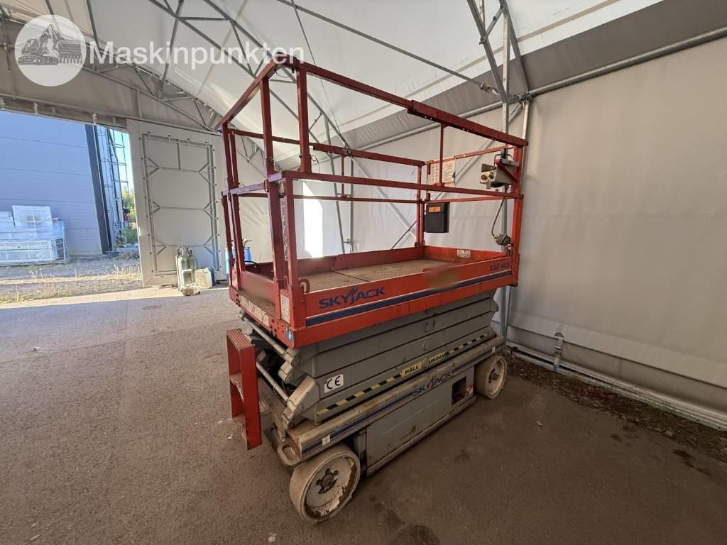 SkyJack SJ III 4626 - Ψαλιδωτό ανυψωτικό: φωτογραφία 3 SkyJack SJ III 4626 - Ψαλιδωτό ανυψωτικό: φωτογραφία 3