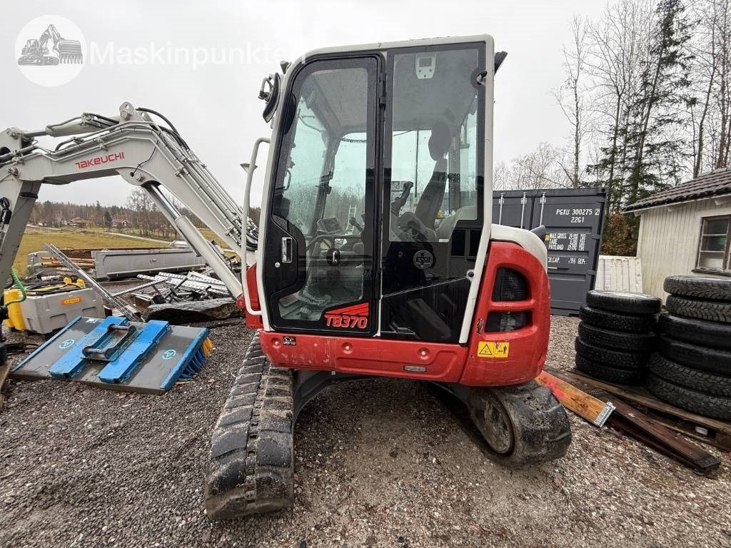 Takeuchi TB 370 - Ερπυστριοφόρος εκσκαφέας: φωτογραφία 3 Takeuchi TB 370 - Ερπυστριοφόρος εκσκαφέας: φωτογραφία 3
