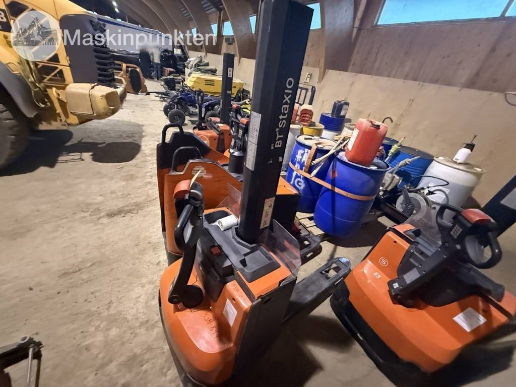 Toyota BT SWE 80 L - Ηλεκτροκίνητο περονοφόρο: φωτογραφία 3 Toyota BT SWE 80 L - Ηλεκτροκίνητο περονοφόρο: φωτογραφία 3