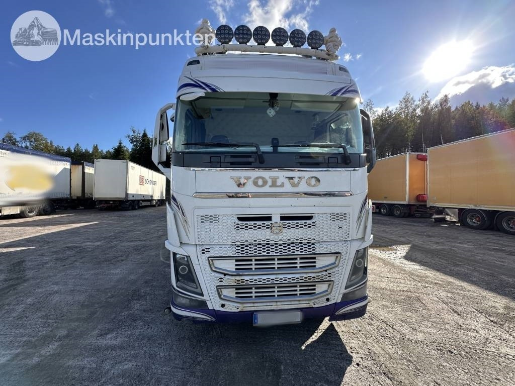 Volvo FH 16 750 - Φορτηγό κόφα: φωτογραφία 3 Volvo FH 16 750 - Φορτηγό κόφα: φωτογραφία 3