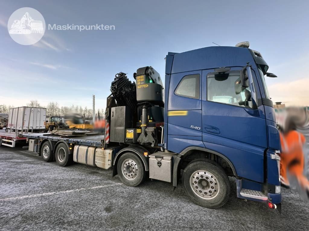 Volvo FH 540 - Φορτηγό με γερανό: φωτογραφία 1 Volvo FH 540 - Φορτηγό με γερανό: φωτογραφία 1