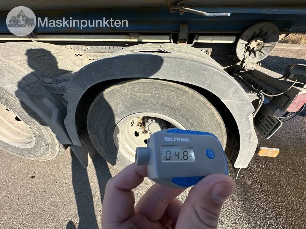 Φορτηγό φόρτωσης γάντζου Volvo FH 6*2: φωτογραφία 40 Φορτηγό φόρτωσης γάντζου Volvo FH 6*2: φωτογραφία 40