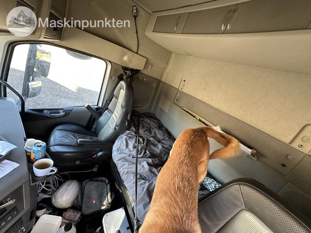 Φορτηγό φόρτωσης γάντζου Volvo FH 6*2: φωτογραφία 16 Φορτηγό φόρτωσης γάντζου Volvo FH 6*2: φωτογραφία 16