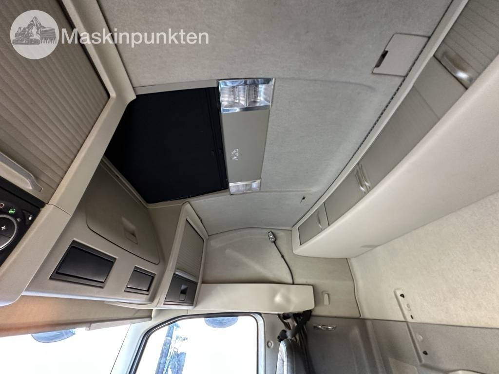 Φορτηγό φόρτωσης γάντζου Volvo FH 6*2: φωτογραφία 19 Φορτηγό φόρτωσης γάντζου Volvo FH 6*2: φωτογραφία 19