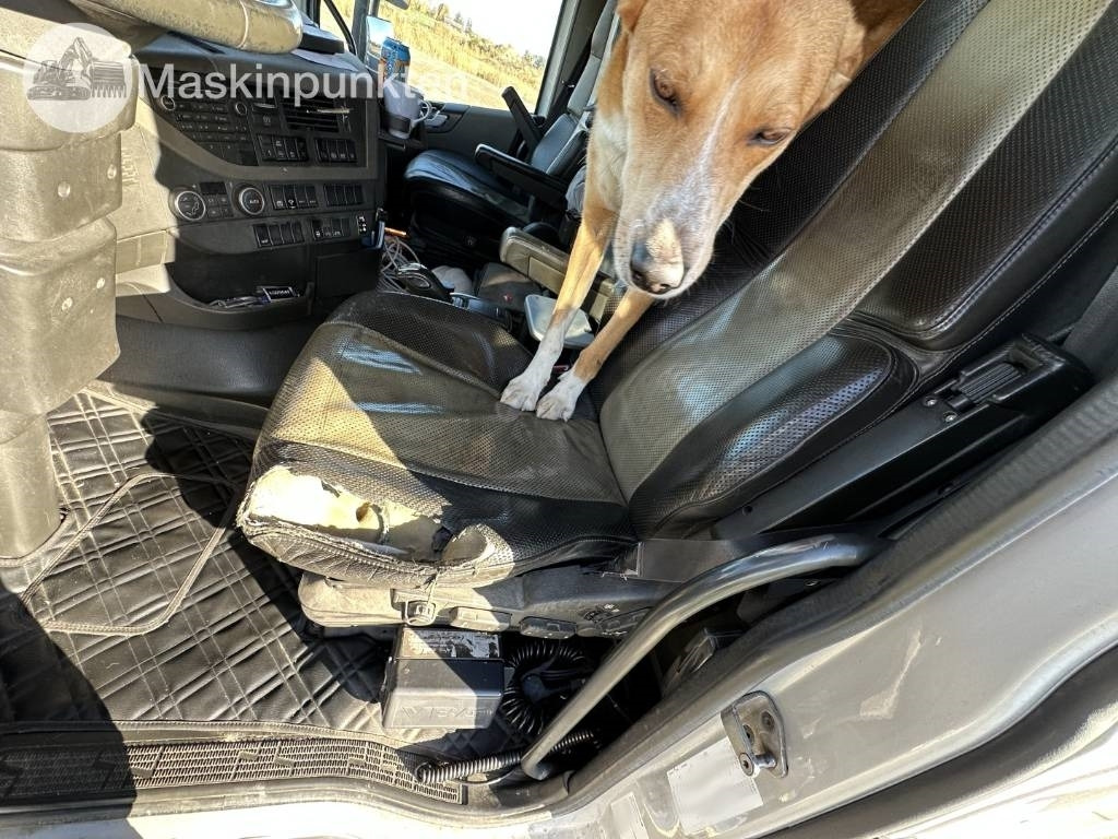 Φορτηγό φόρτωσης γάντζου Volvo FH 6*2: φωτογραφία 15 Φορτηγό φόρτωσης γάντζου Volvo FH 6*2: φωτογραφία 15