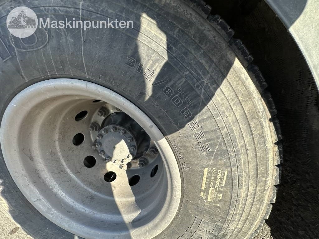 Φορτηγό φόρτωσης γάντζου Volvo FH 6*2: φωτογραφία 39 Φορτηγό φόρτωσης γάντζου Volvo FH 6*2: φωτογραφία 39