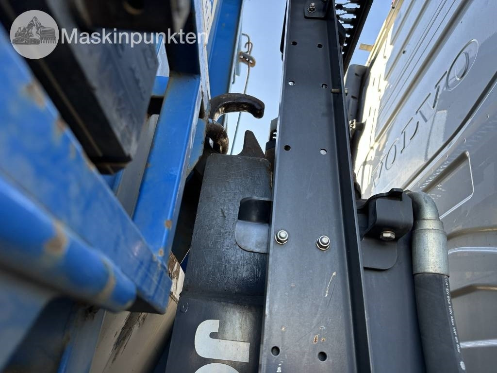 Φορτηγό φόρτωσης γάντζου Volvo FH 6*2: φωτογραφία 46 Φορτηγό φόρτωσης γάντζου Volvo FH 6*2: φωτογραφία 46