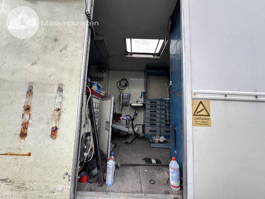 Φορτηγό κόφα Volvo FL 610 Verkstadsinredd: φωτογραφία 30