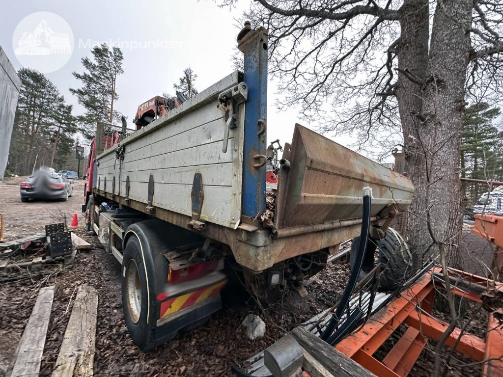 Volvo FL7 - Φορτηγό με γερανό: φωτογραφία 5 Volvo FL7 - Φορτηγό με γερανό: φωτογραφία 5