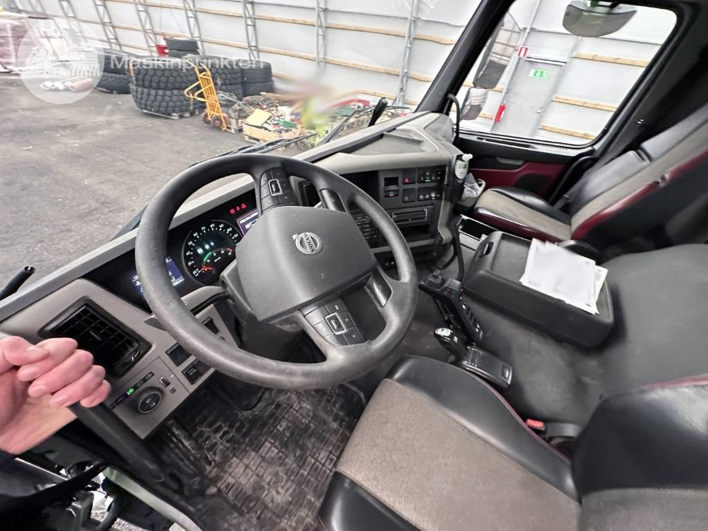 Φορτηγό φόρτωσης γάντζου Volvo FM 420: φωτογραφία 47