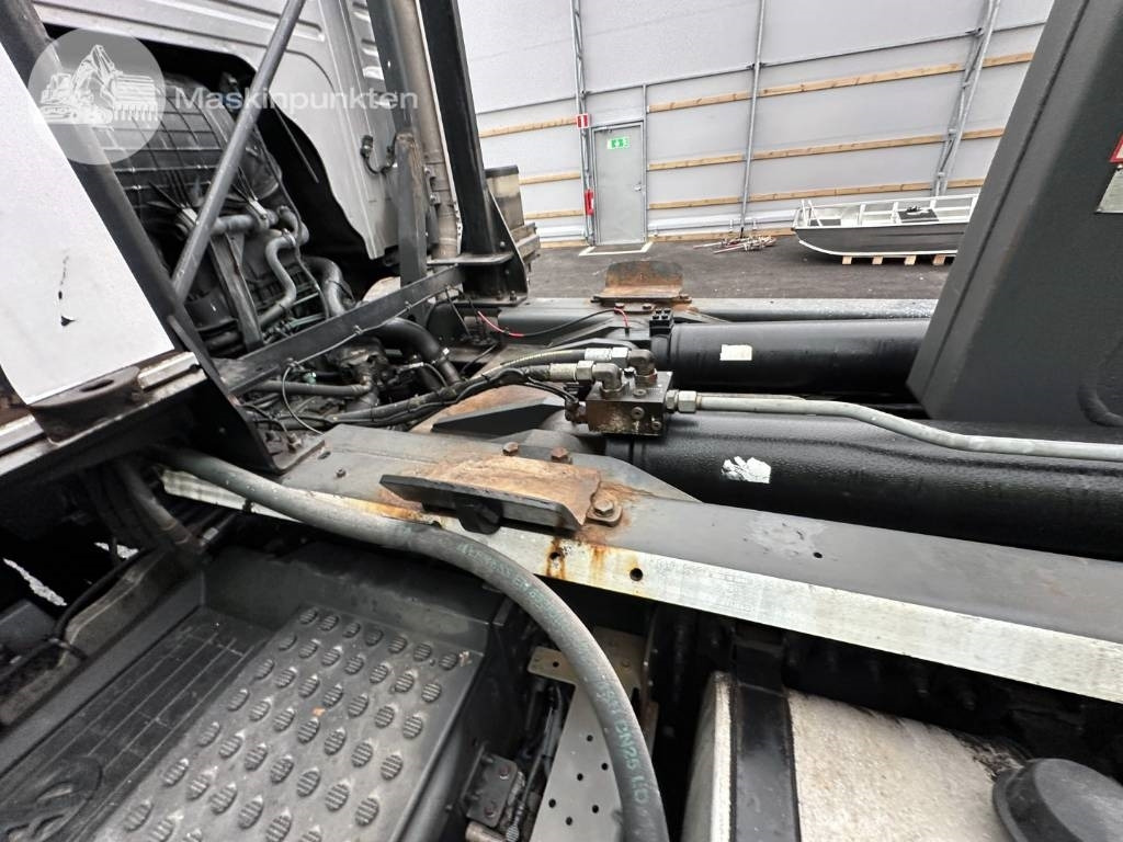 Φορτηγό φόρτωσης γάντζου Volvo FM 420: φωτογραφία 37