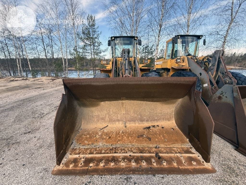Volvo L 120 C - Ελαστιχοφόρος φορτωτής: φωτογραφία 4 Volvo L 120 C - Ελαστιχοφόρος φορτωτής: φωτογραφία 4