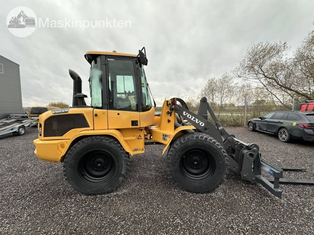 Volvo L 35 GT - Ελαστιχοφόρος φορτωτής: φωτογραφία 4 Volvo L 35 GT - Ελαστιχοφόρος φορτωτής: φωτογραφία 4