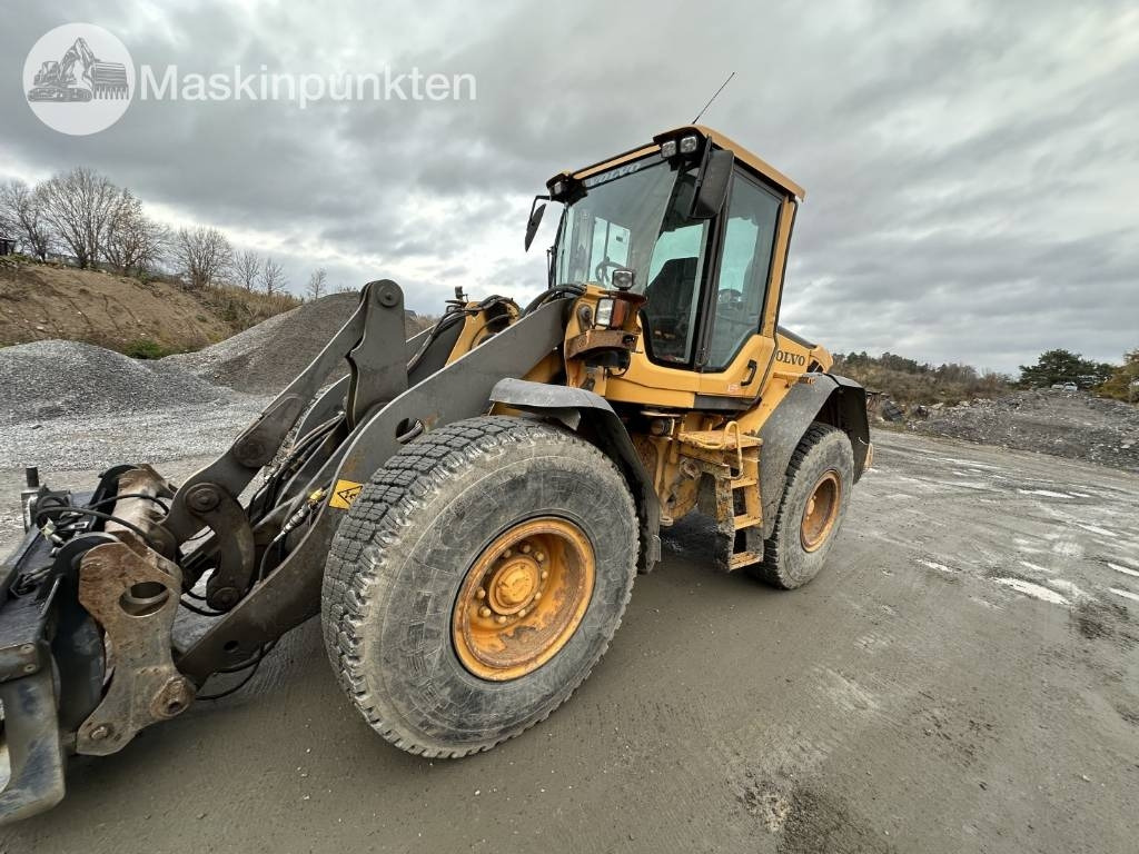 Volvo L 60 F - Ελαστιχοφόρος φορτωτής: φωτογραφία 1 Volvo L 60 F - Ελαστιχοφόρος φορτωτής: φωτογραφία 1