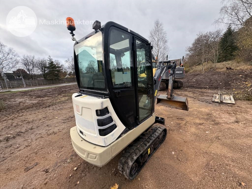 Yanmar TC 22 - Μίνι εκσκαφέας: φωτογραφία 5 Yanmar TC 22 - Μίνι εκσκαφέας: φωτογραφία 5