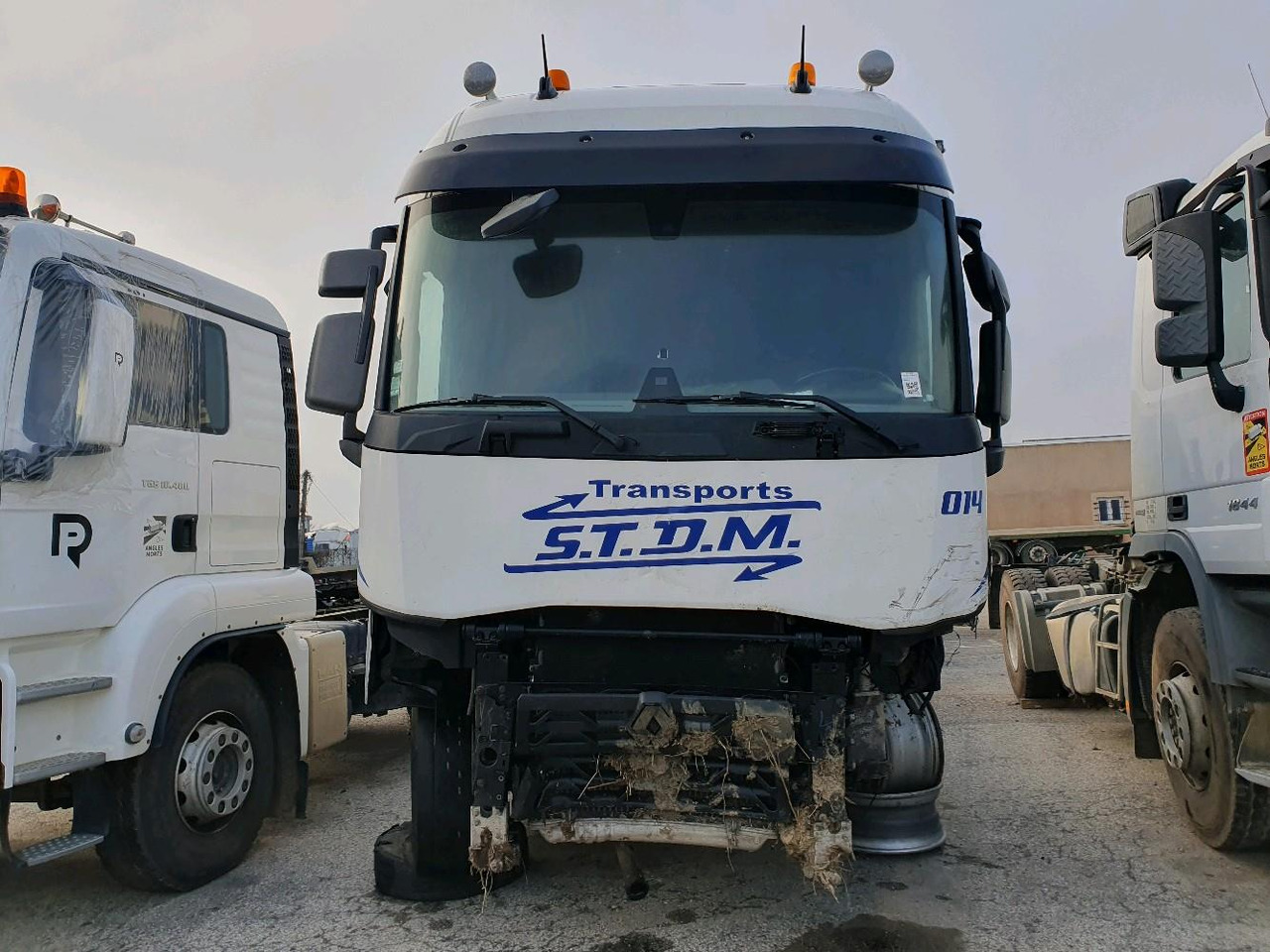 RENAULT T520 - Τράκτορας: φωτογραφία 2 RENAULT T520 - Τράκτορας: φωτογραφία 2
