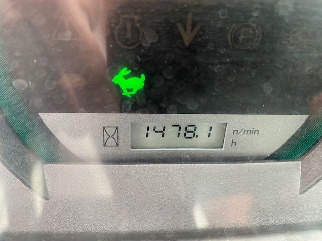Ελαστιχοφόρος φορτωτής Kubota R 065: φωτογραφία 23