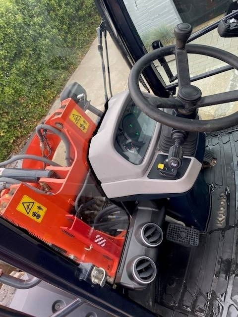 Ελαστιχοφόρος φορτωτής Kubota R 065: φωτογραφία 20