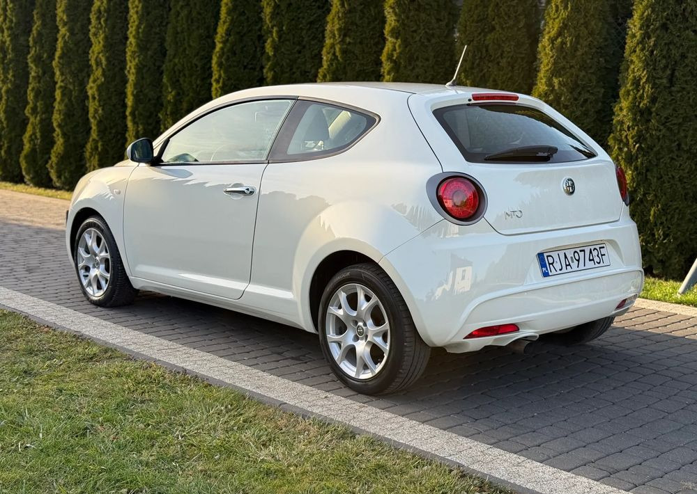 Alfa Romeo Mito - Αυτοκίνητο: φωτογραφία 5 Alfa Romeo Mito - Αυτοκίνητο: φωτογραφία 5