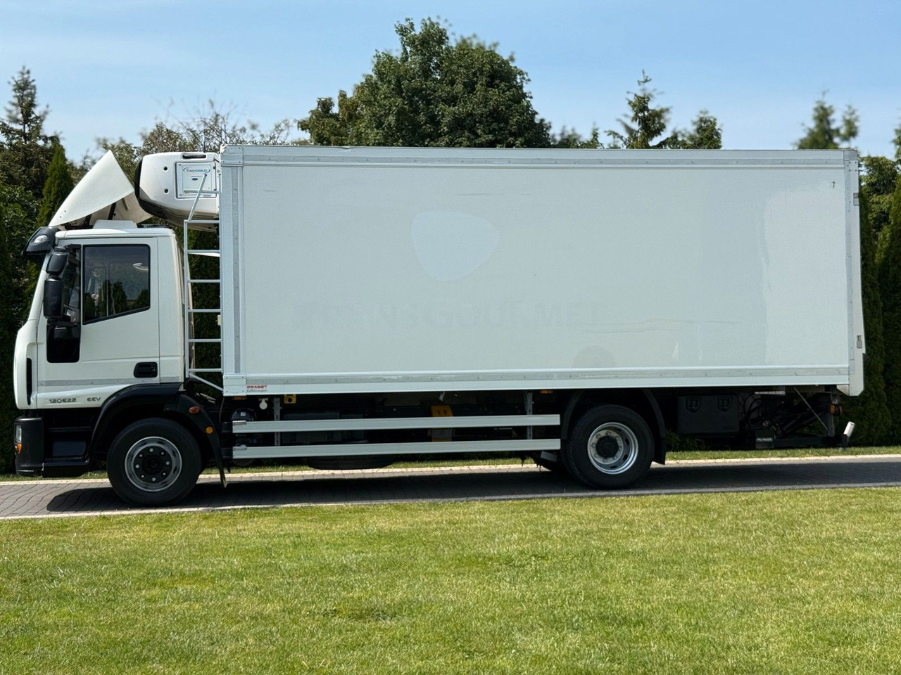 Iveco EUROCARGO 12T E22 CARRIER SUPRA 850 MT - Φορτηγό ψυγείο: φωτογραφία 4 Iveco EUROCARGO 12T E22 CARRIER SUPRA 850 MT - Φορτηγό ψυγείο: φωτογραφία 4