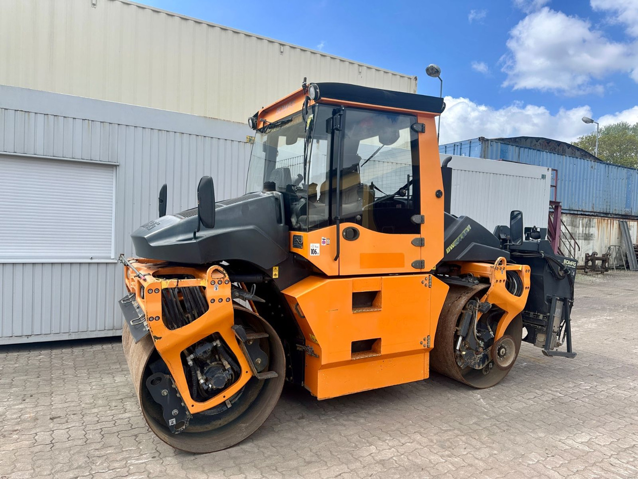 BOMAG 154AP-AM / Streuer / Deutsche Maschine - Ασφαλτικός οδοστρωτήρας: φωτογραφία 2 BOMAG 154AP-AM / Streuer / Deutsche Maschine - Ασφαλτικός οδοστρωτήρας: φωτογραφία 2