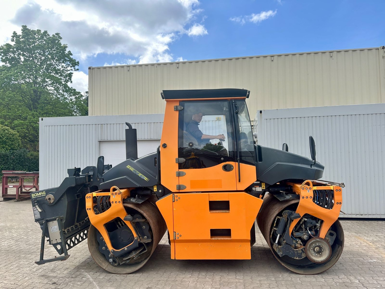 BOMAG 154AP-AM / Streuer / Deutsche Maschine - Ασφαλτικός οδοστρωτήρας: φωτογραφία 5 BOMAG 154AP-AM / Streuer / Deutsche Maschine - Ασφαλτικός οδοστρωτήρας: φωτογραφία 5