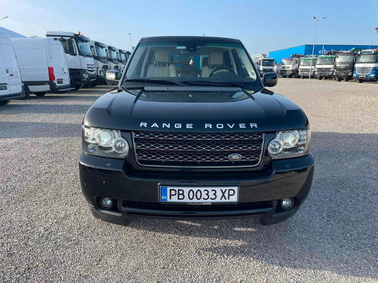 Land Rover Range Rover Vogue 4.4 TDV8 - SUV: φωτογραφία 2 Land Rover Range Rover Vogue 4.4 TDV8 - SUV: φωτογραφία 2