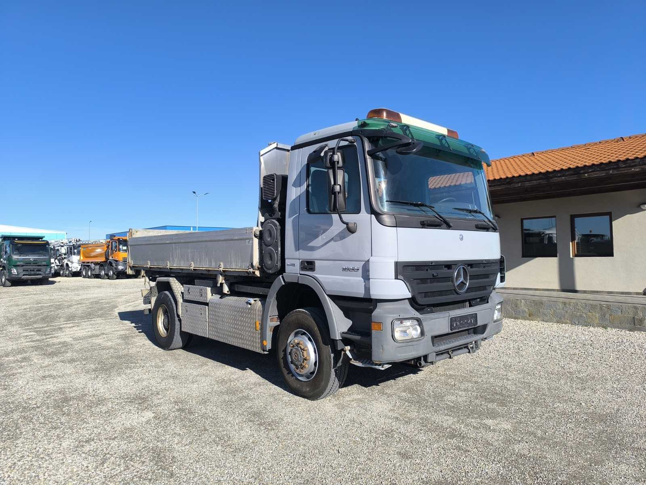 MERCEDES-BENZ Actros 1855 4X4 - Φορτηγό ανατρεπόμενο: φωτογραφία 1 MERCEDES-BENZ Actros 1855 4X4 - Φορτηγό ανατρεπόμενο: φωτογραφία 1